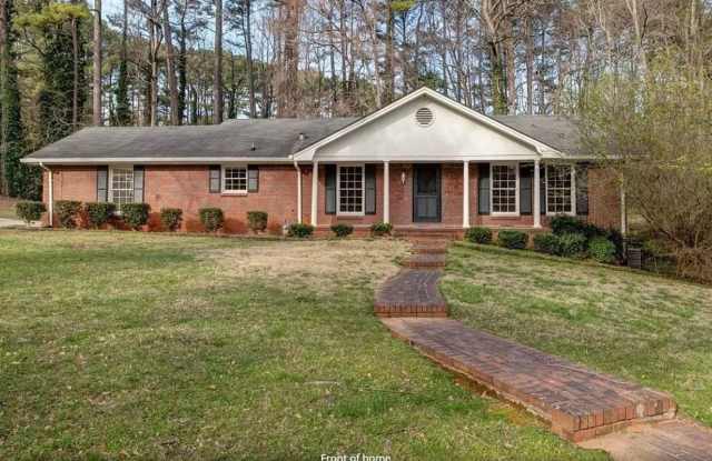 4 Bed 3 Bath in Atlanta! Gallery 1