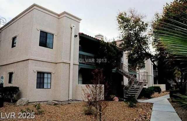 5130 S Jones Boulevard Gallery 1