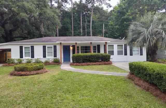 7 Brookview Dr - 7 Brookview Drive, Savannah, GA 31406