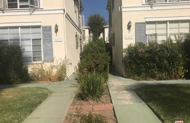 5311 RUSSELL Avenue Gallery 2
