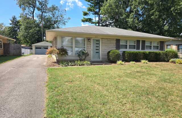Newly remodeled 3 bed/1 bath home with a 1.5 car detached garage, Hardwood style flooring throughout, and an attached deck in the back. photos photos