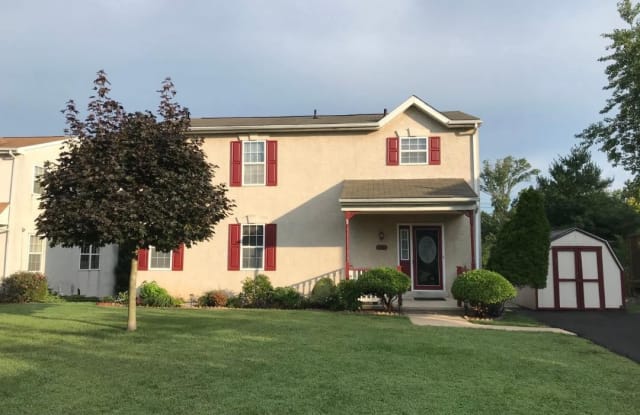 1104 GREEN LANE - 1104 Green Lane, Delaware County, PA 19036