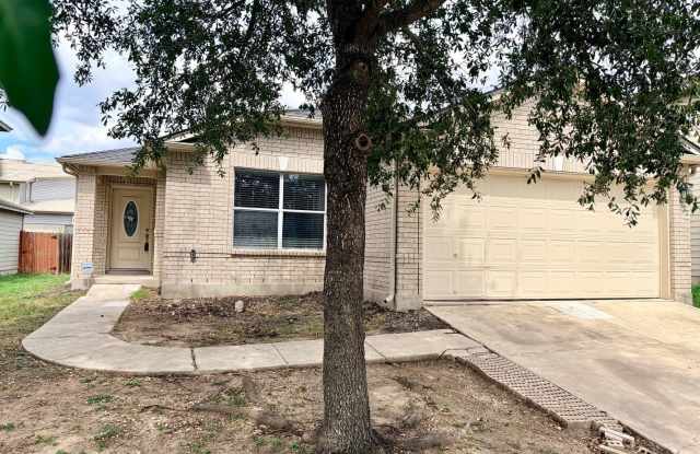 6122 Pelican Coral Gallery 1