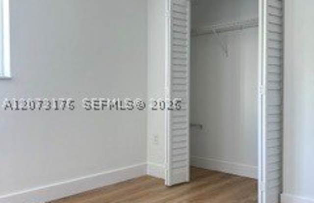 1613 NW 16th Ave Gallery 4