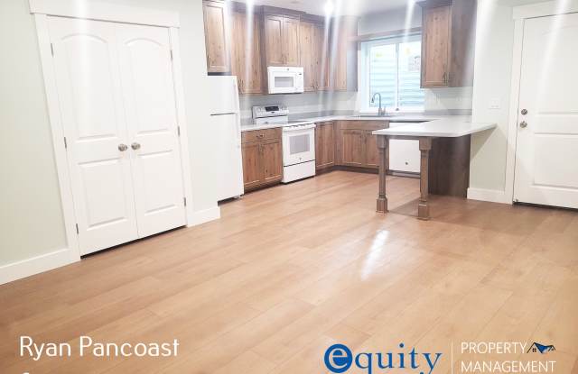3076 N 325 W #1 - 1 Gallery 4