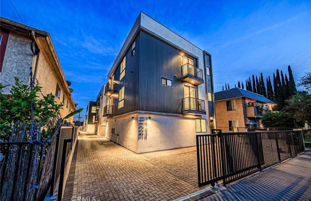 6093 La Prada photos photos
