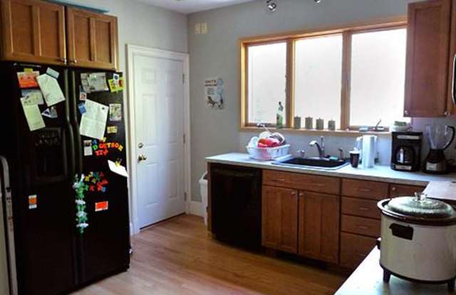 Allston 3 Bed w/ 2 Parking + Enclosed Porch – No Fee photos photos Allston 3 Bed w/ 2 Parking + Enclosed Porch – No Fee photos photos