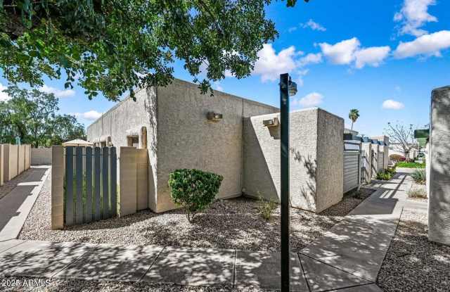 546 S ALLRED Drive photos photos