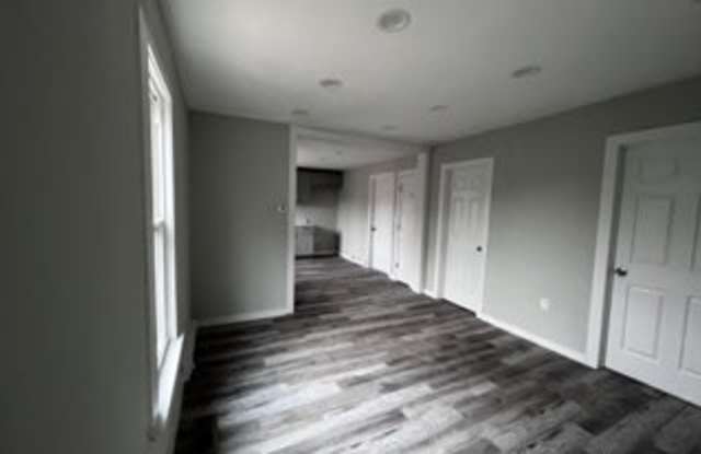 917 7th Avenue South - Unit-A Gallery 2