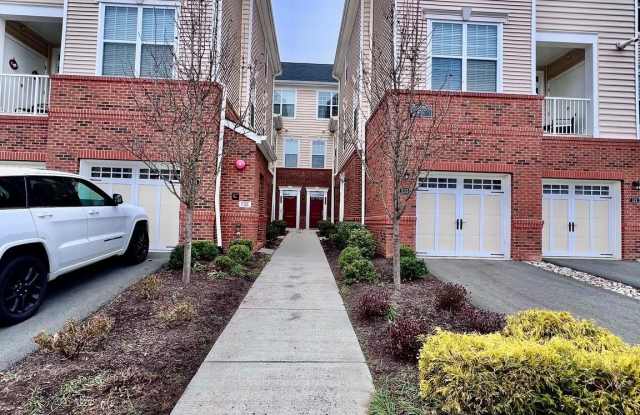 23275 MILLTOWN KNOLL SQUARE photos photos