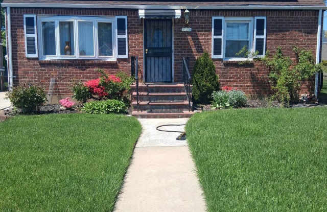 692 UNION DR. Gallery 3