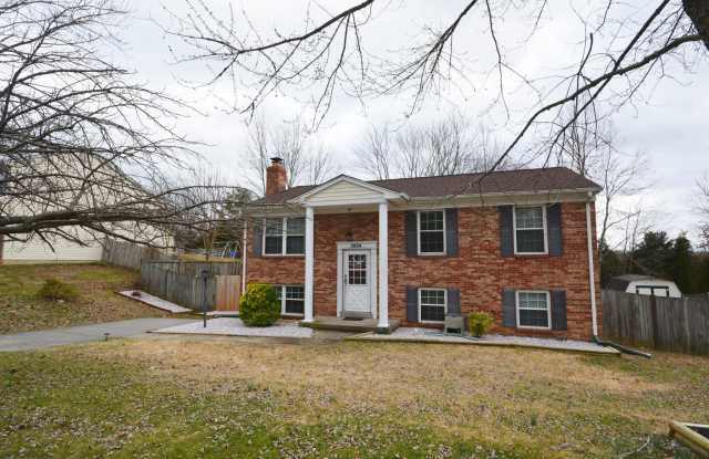 5939 PLUMWOOD LANE - 5939 Plumwood Lane, Dale City, VA 22193