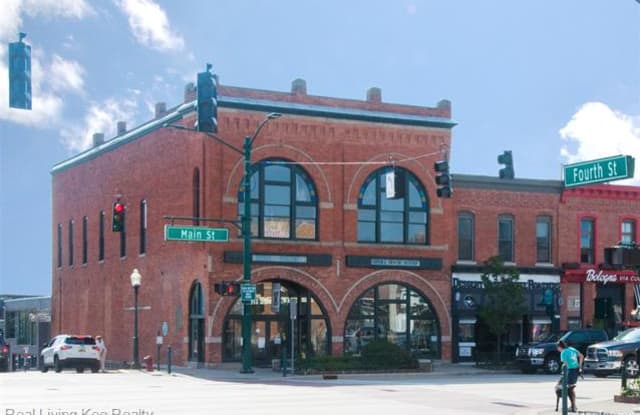 342 S Main Street - 342 South Main Street, Rochester, MI 48307