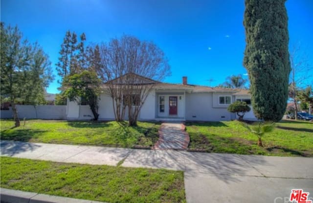 1040 East CAMERON Avenue - 1040 East Cameron Avenue, West Covina, CA 91790