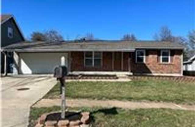691 WALNUT POINT COURT | BALLWIN 63021 Gallery 1
