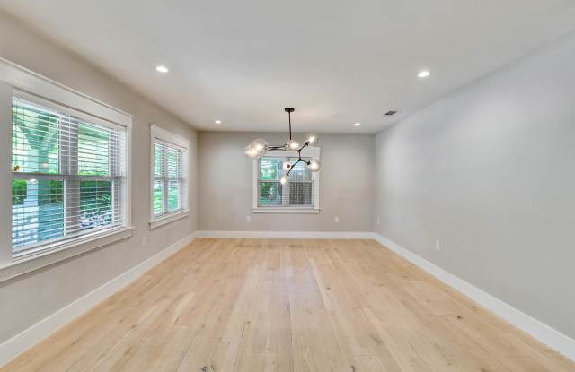 6203 Cary Drive Gallery 4