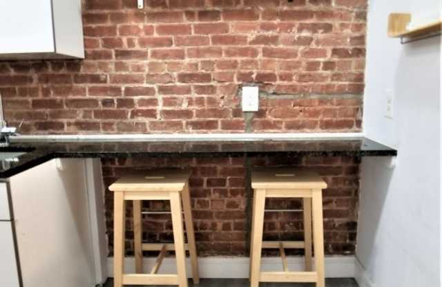 316 West 139th Street Gallery 3