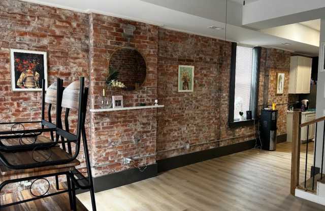 1861 Menard Gallery 4
