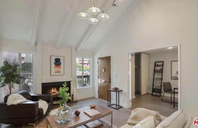 4937 Maytime Ln Gallery 1
