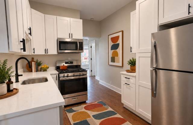 Renovated Logan Square 1BD — Block from the California Blue Line Gallery 1