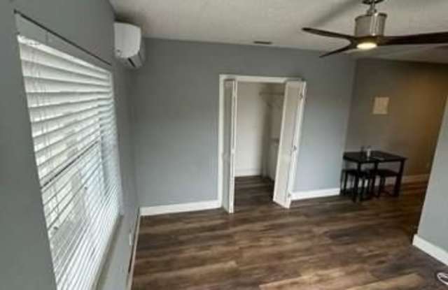 345 E 42nd St photos photos