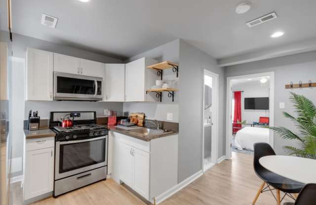 1002 West Fayette Street - 4 photos photos