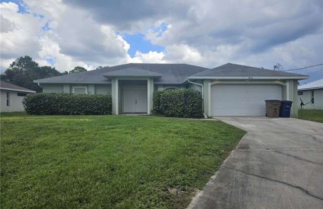 1816 Lockhaven Court photos photos