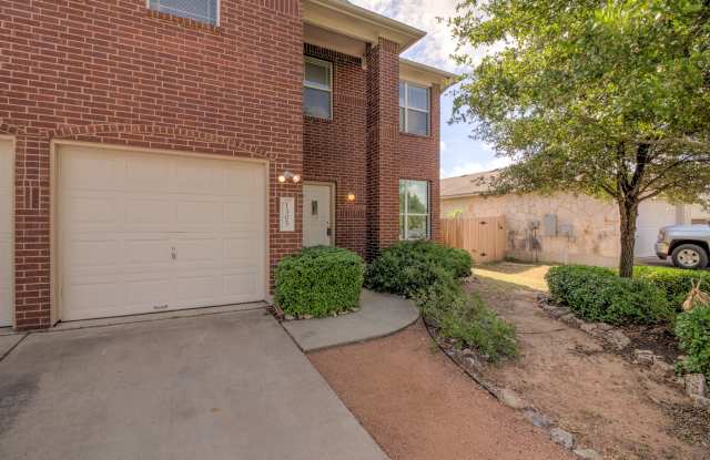 1305 Kenneys Way Gallery 2