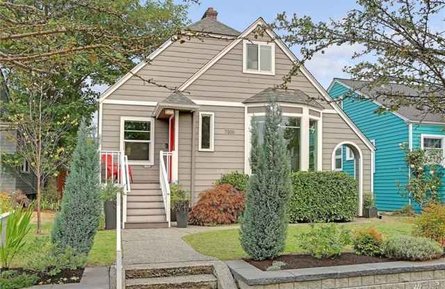 Renovated Old World Charm within 1-block to Green Lake photos photos
