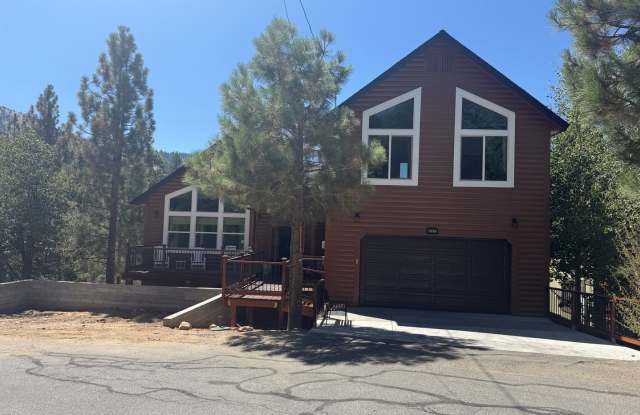 Stunning 4-Bedroom Home with Amazing Views, EV Charger  Solar in Big Bear! photos photos