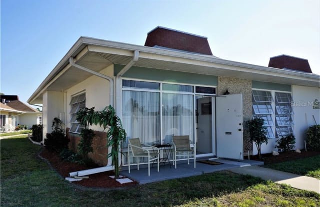 4369 TAHITIAN GARDENS CIRCLE - 4369 Tahitian Gardens Circle, Holiday, FL 34691