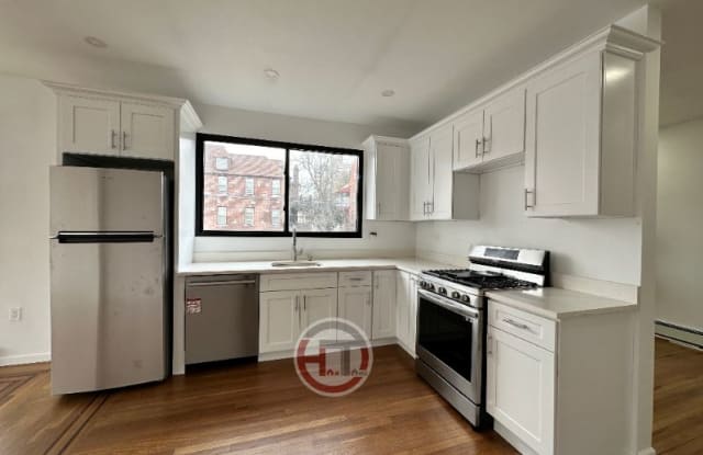 1542 Hollywood Ave - 1542 Hollywood Avenue, Bronx, NY 10461