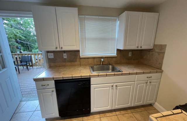 6810 Meade St #2 photos photos