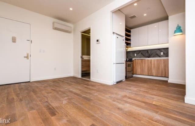 555 Graham Ave - 555 Graham Avenue, Brooklyn, NY 11222