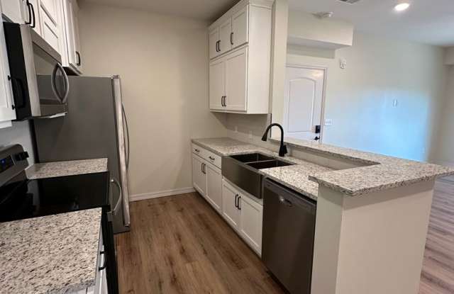 One Bedroom One Bath Overlooking the Golf Course Branson, MO photos photos
