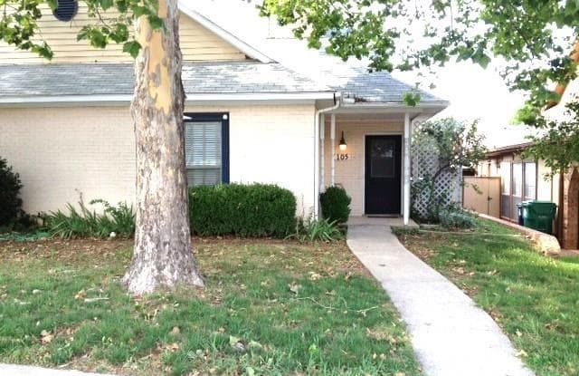 105 E Windsor Drive - 105 E Windsor Dr, Denton, TX 76209