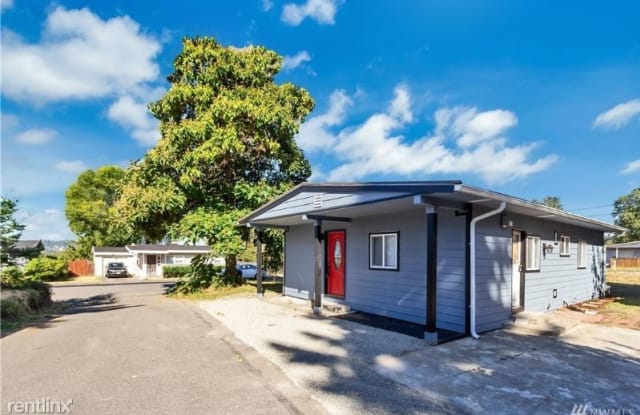 2100 NE 6th Pl - 2100 Northeast 6th Place, Renton, WA 98056