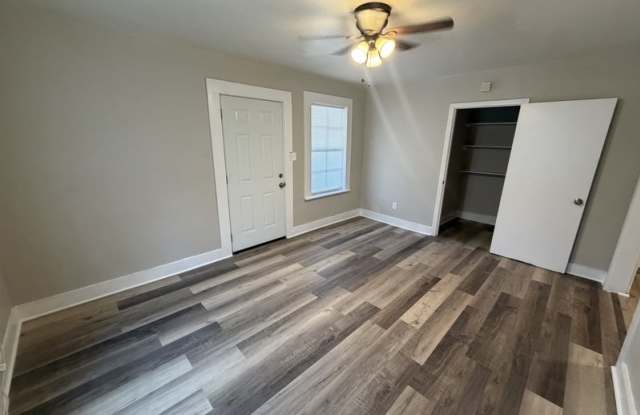 1111 North Holmes Street - 1111 photos photos