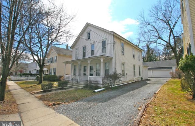 109 WASHINGTON STREET - 109 Washington Street, Rocky Hill, NJ 08553