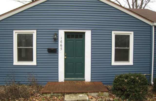 1665 Clinton Street Gallery 2