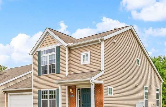 37 Eastpointe Drive - 37 Eastpointe Drive, Tallmadge, OH 44278