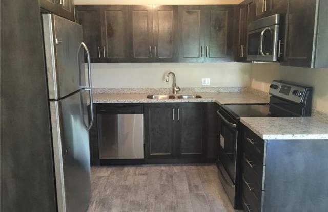 6650 SW 39th Street - 6650 Southwest 39th Street, Davie, FL 33314 6650 SW 39th Street - 6650 Southwest 39th Street, Davie, FL 33314