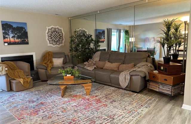 912 C Avenue photos photos