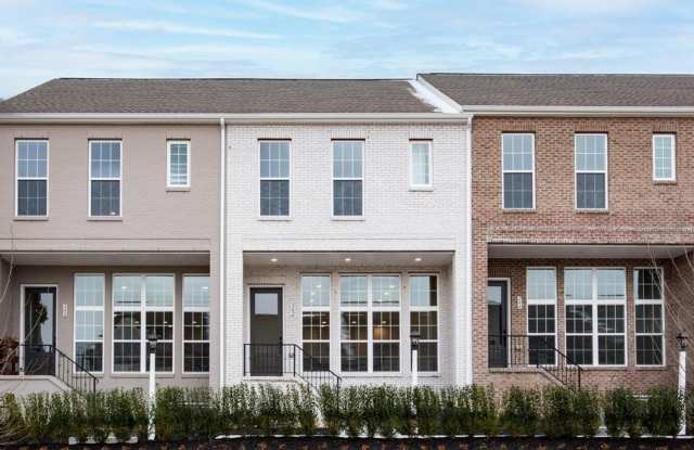 LUXURY TOWNHOME FOR LEASE - 242 Limehouse Road, Fox Run, PA 16066