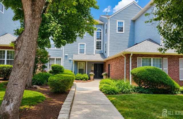 4313 Bayberry Court Gallery 1