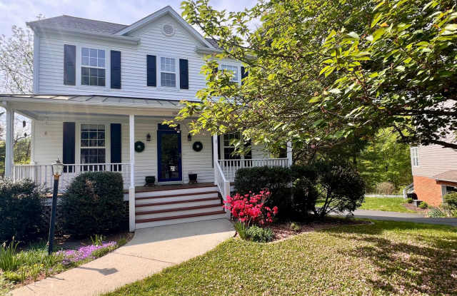 1093 Wintergreen Lane - Detached Home in Redfields with a Fenced in Yard! photos photos