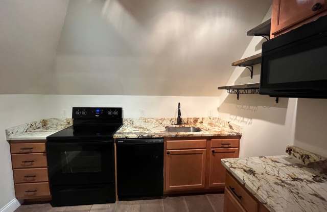 6810 Thomas Blvd. #4 - 6810 Thomas Boulevard, Pittsburgh, PA 15208
