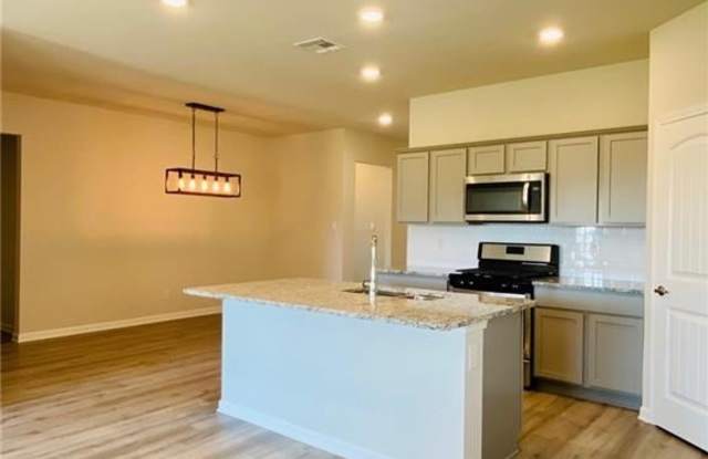 712 LAKESHORE VILLAGE EAST Drive Gallery 2