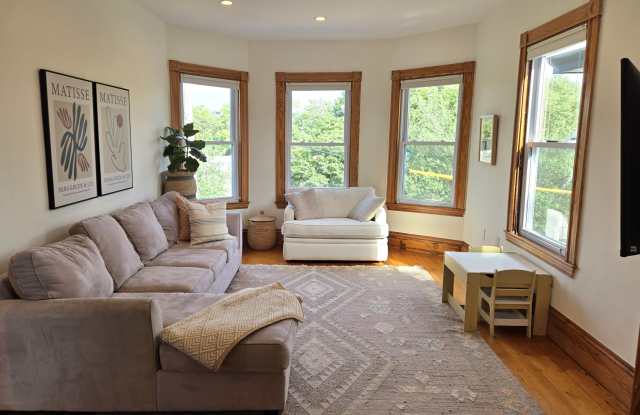14 Saint Martin Street  #3 - 2 photos photos