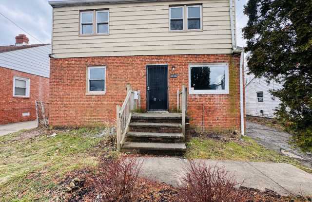 Comfort Meets Convenience: Beautiful 5-Bedroom Single-Family Home Family-Friendly photos photos